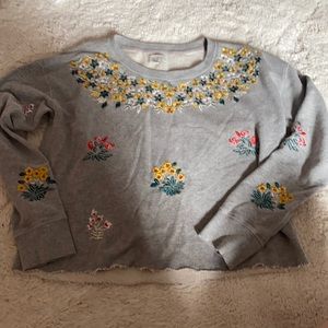 Cropped floral embroidered top